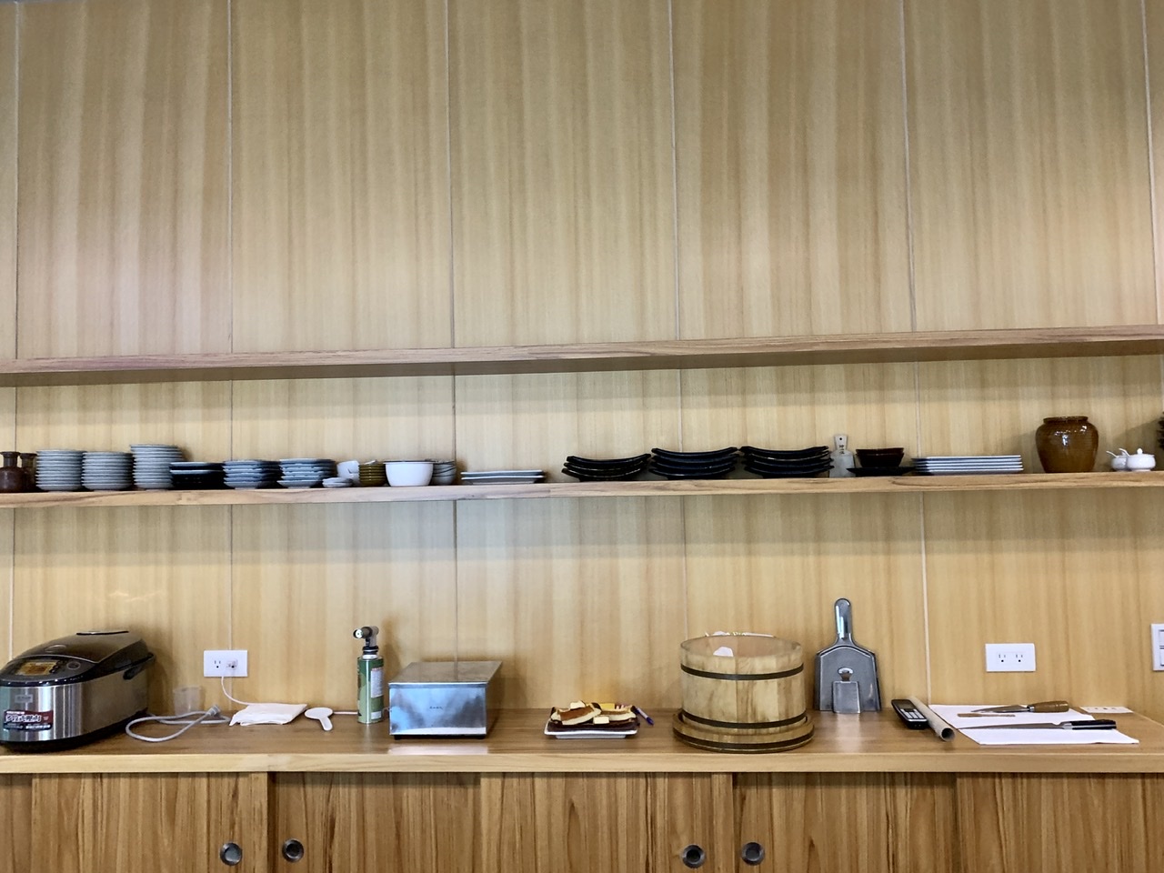 平壽司 台北高級日式料理店 採用日本新鮮直送的食材 精緻又美味 內有菜單ｍenu 餐廳近捷運國父紀念館站 邦妮2兔